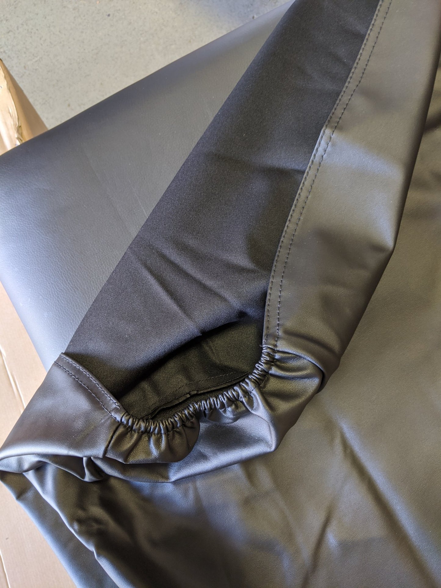 Ultra-Durable Fitted PU Vinyl Cover for Massage Table